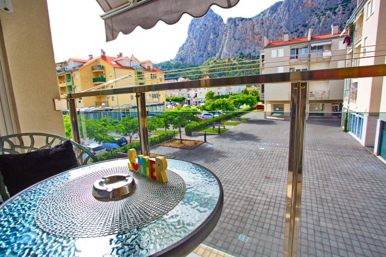 Luxury Family Apartment 奥米什 外观 照片