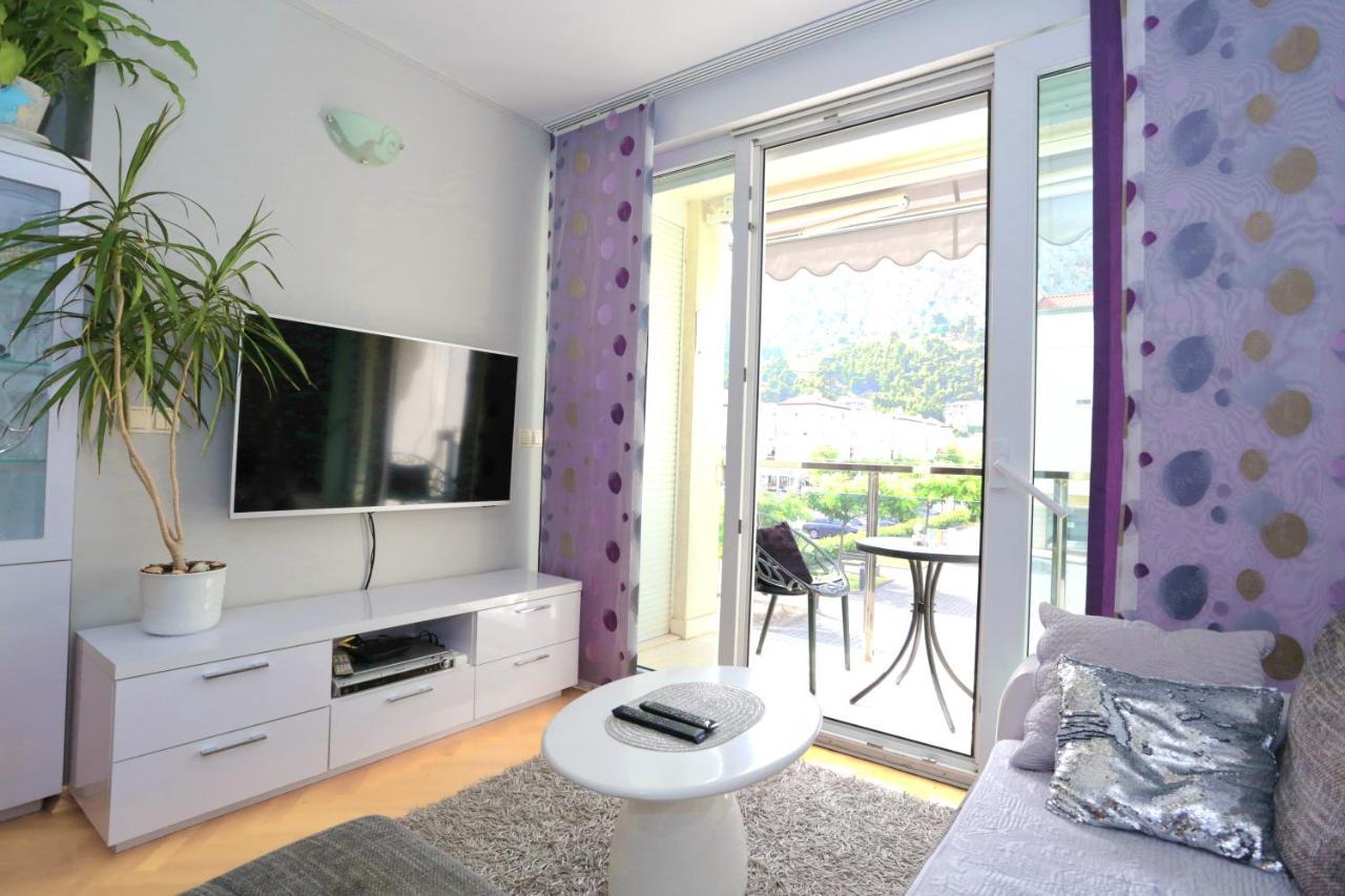 Luxury Family Apartment 奥米什 外观 照片